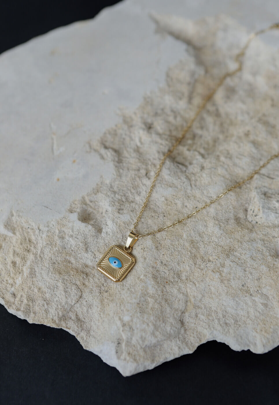 Blue Gaze Necklace