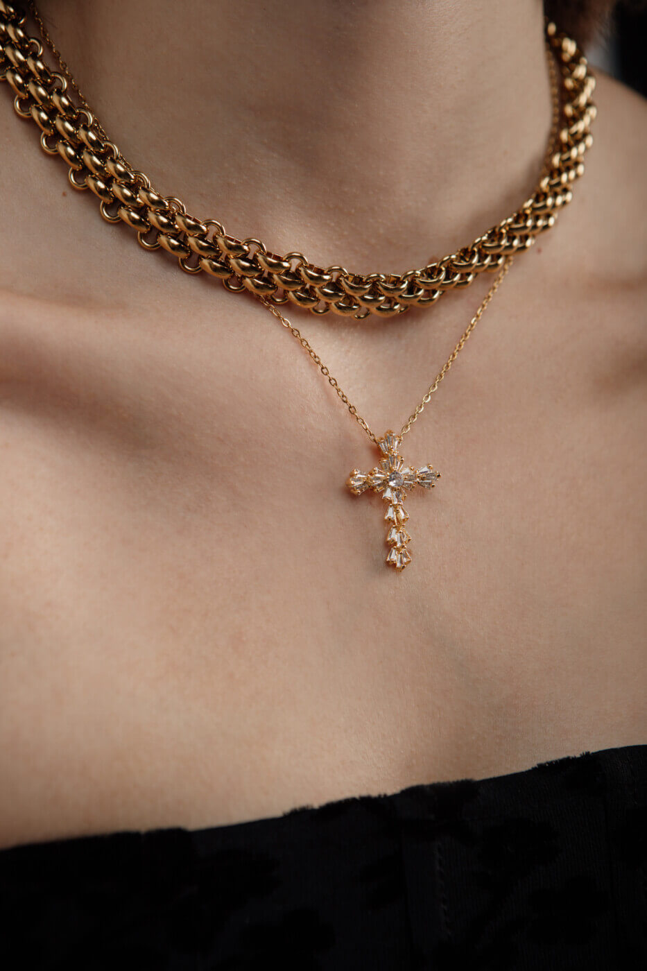 Lyra Cross Necklace