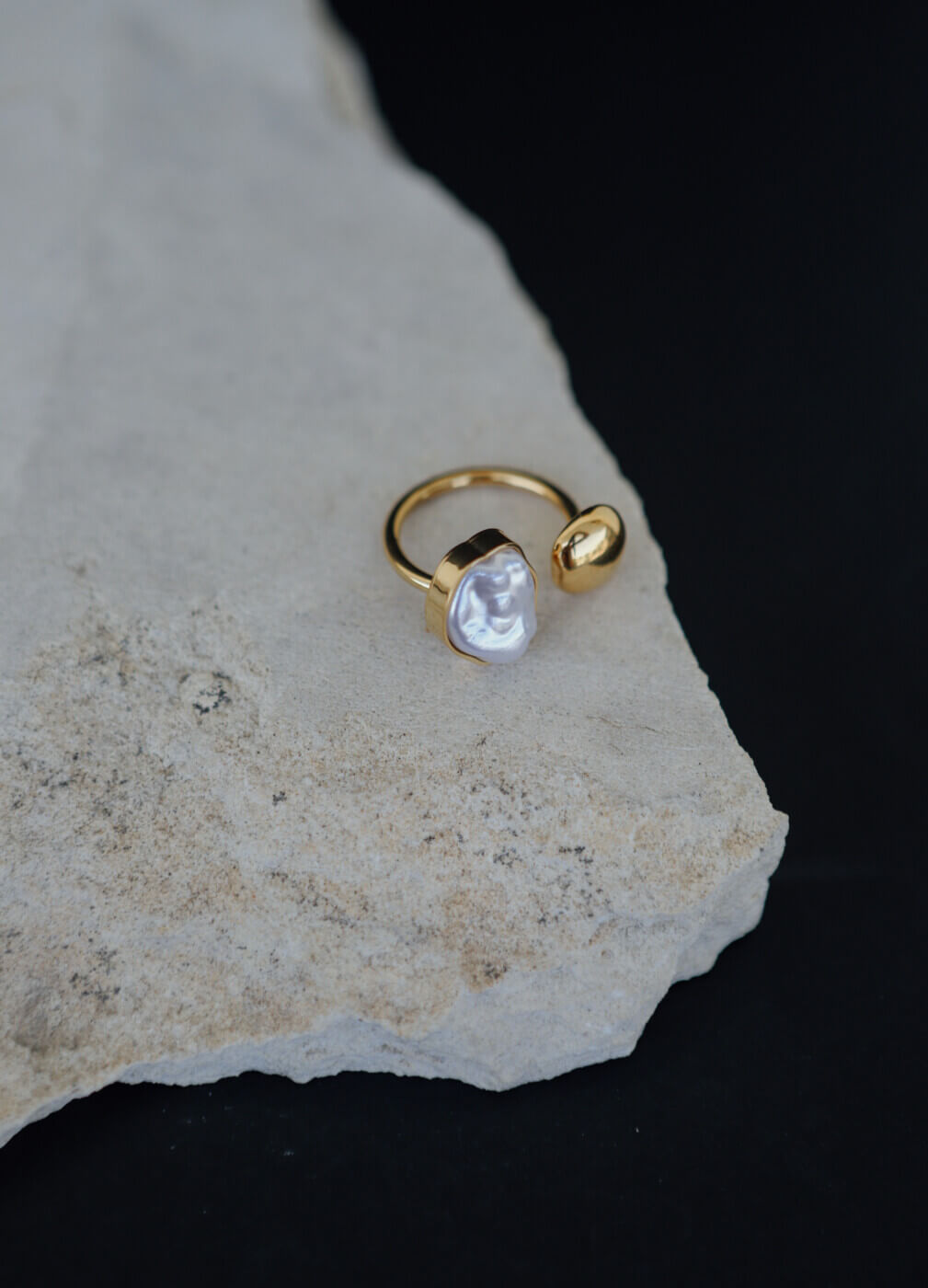 Argyra Ring
