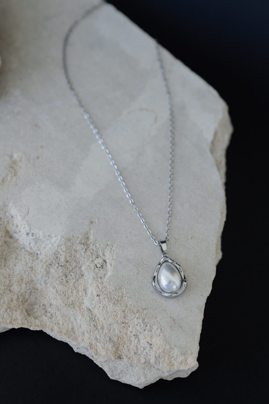 Riya Necklace