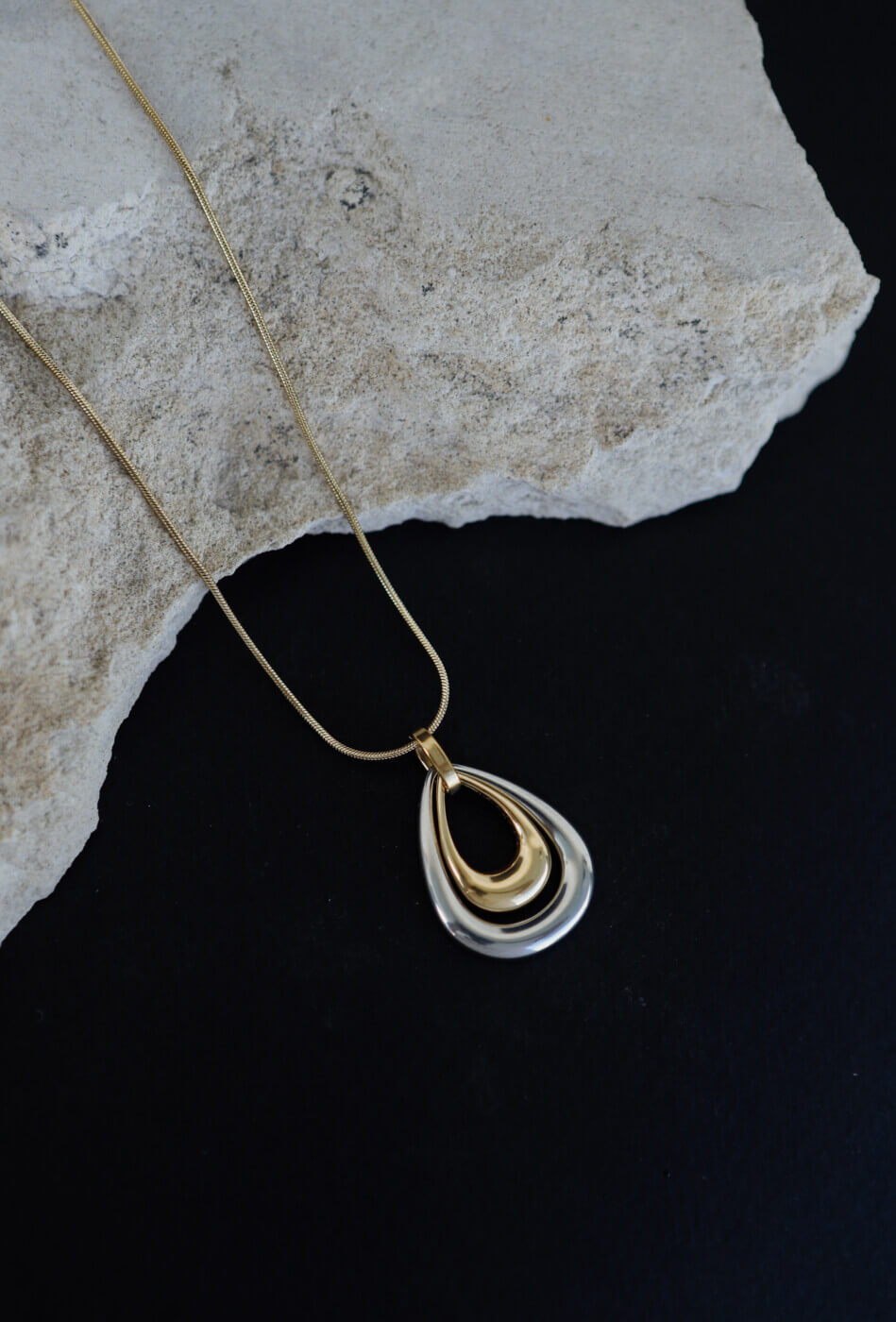 Arawin Necklace