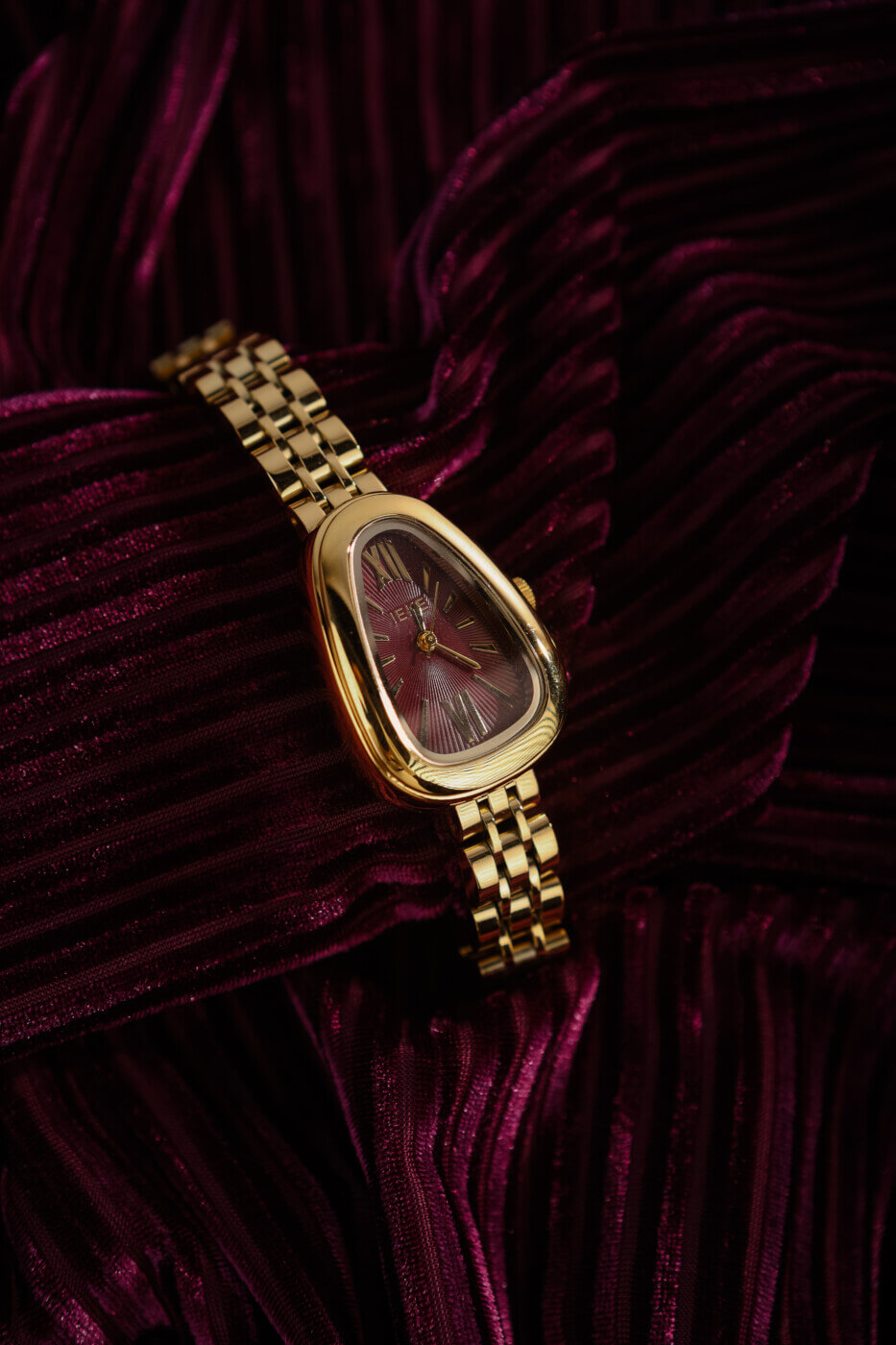 Sapheria Vintage Watch