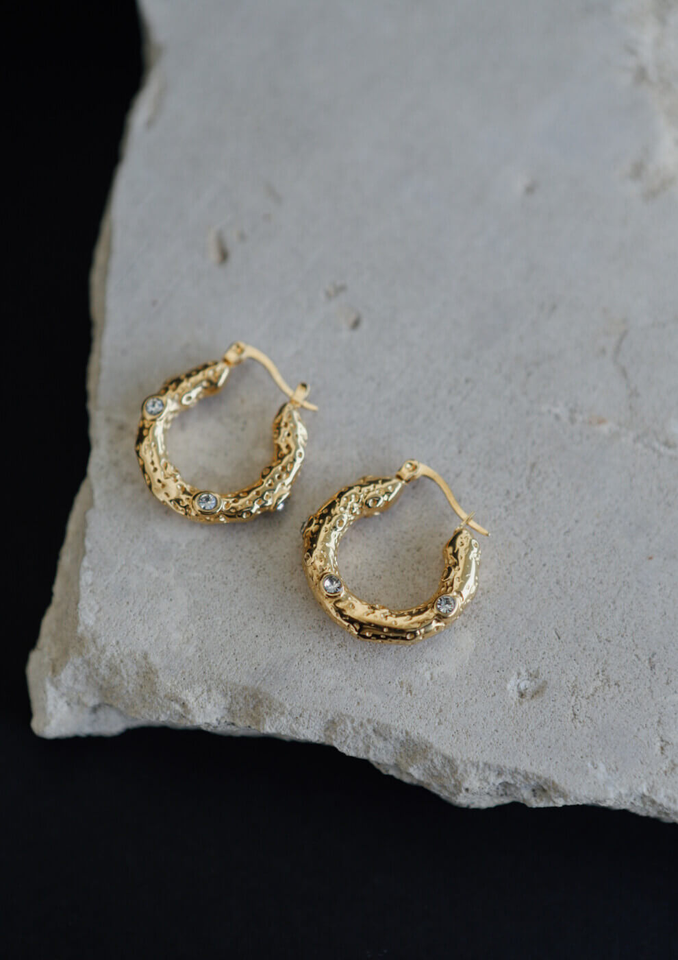 Ares Zirgon Earrings