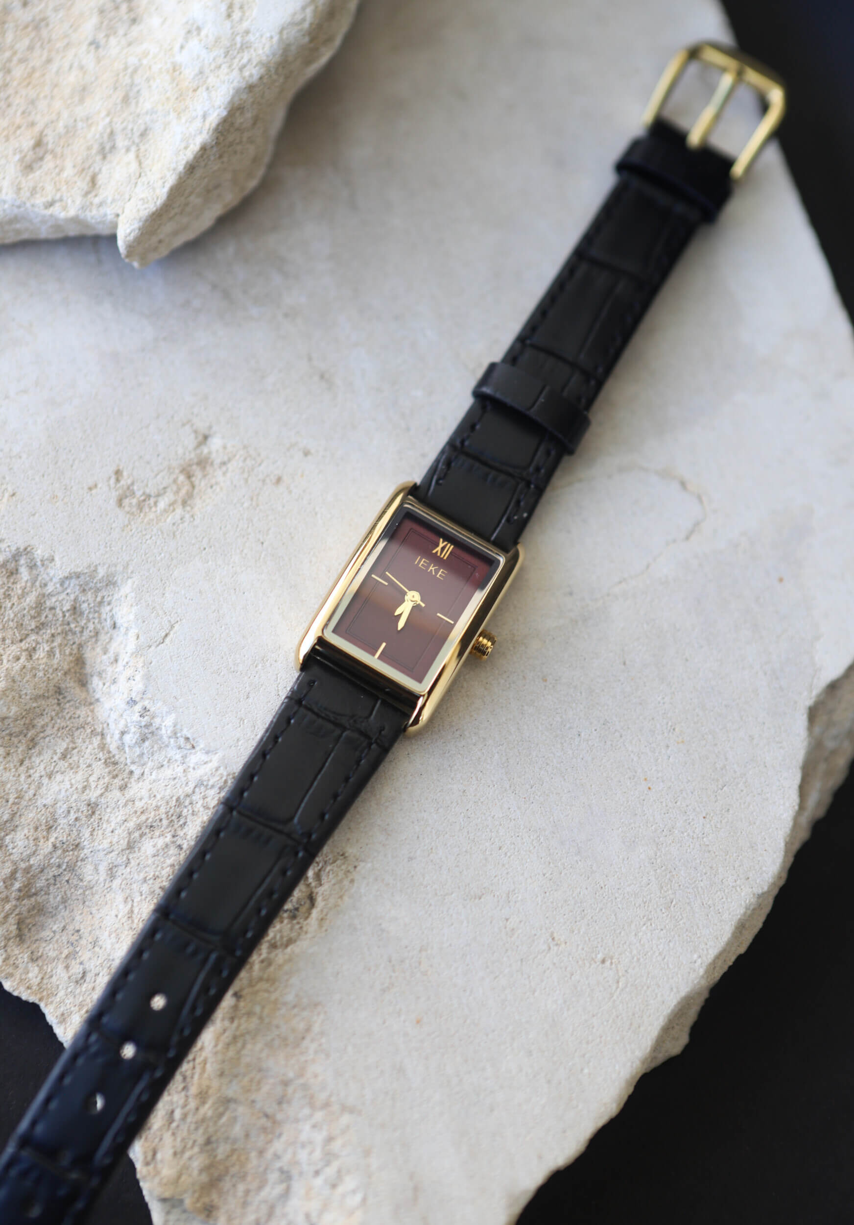 Garnet Vintage Watch