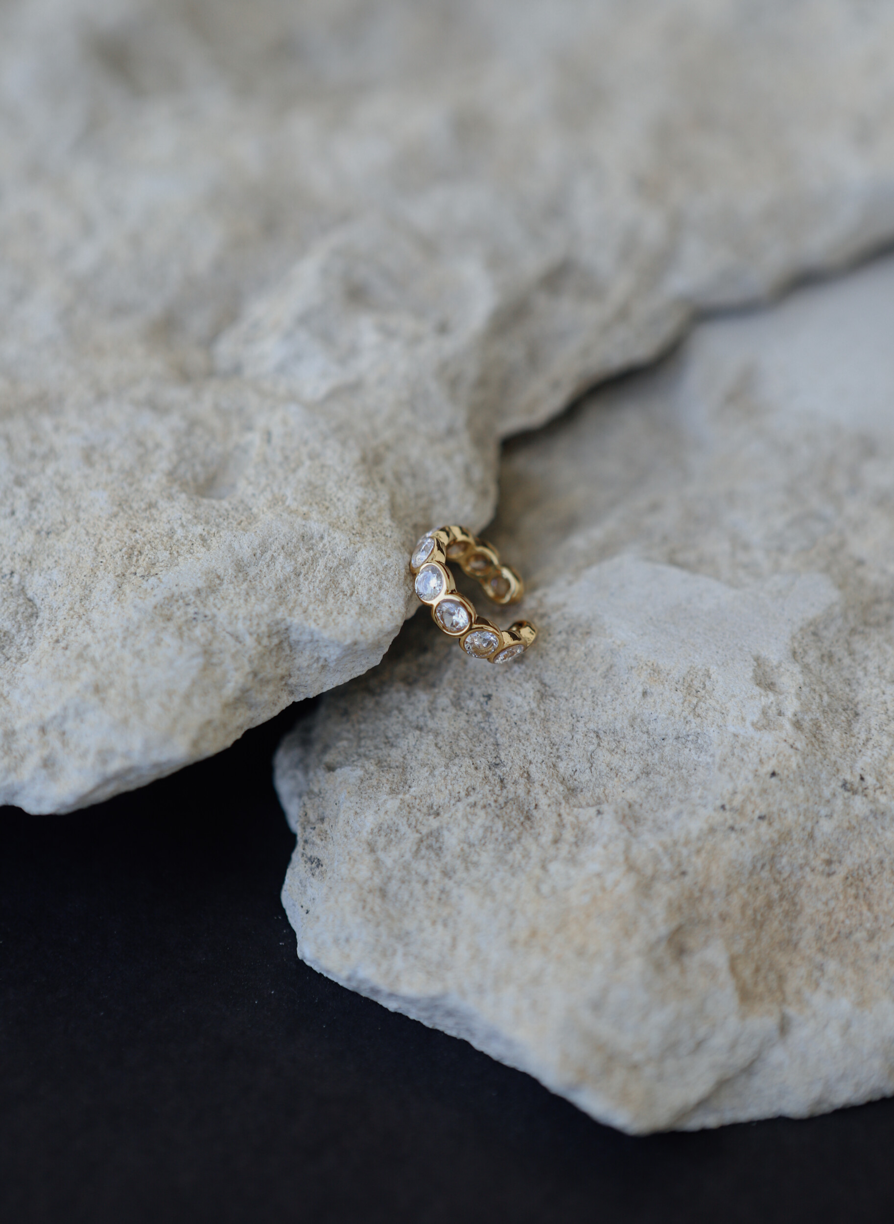 Hebe Zircon Cuff