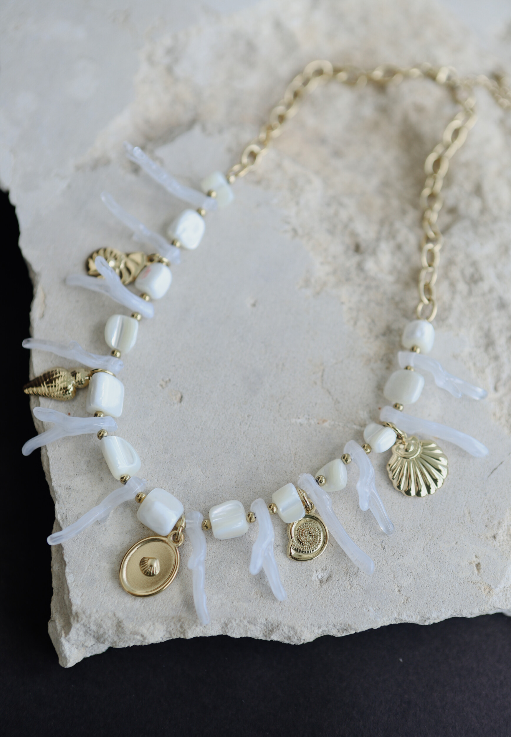 Kalithor Tropical Necklace