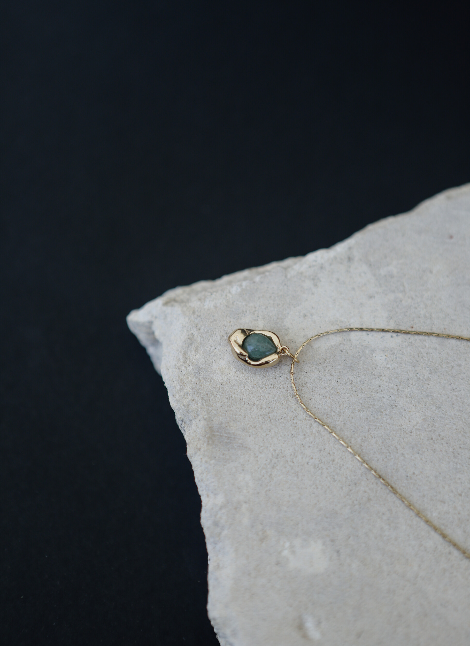 Savai Mini Necklace
