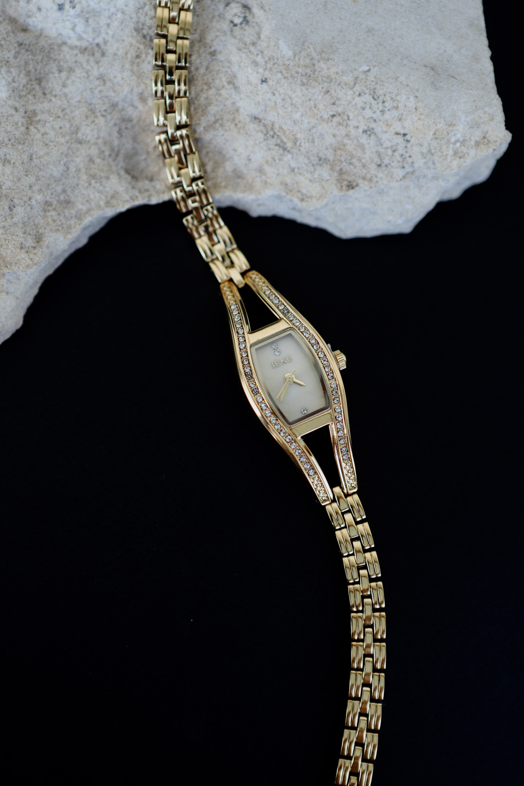Tealia Vintage Watch