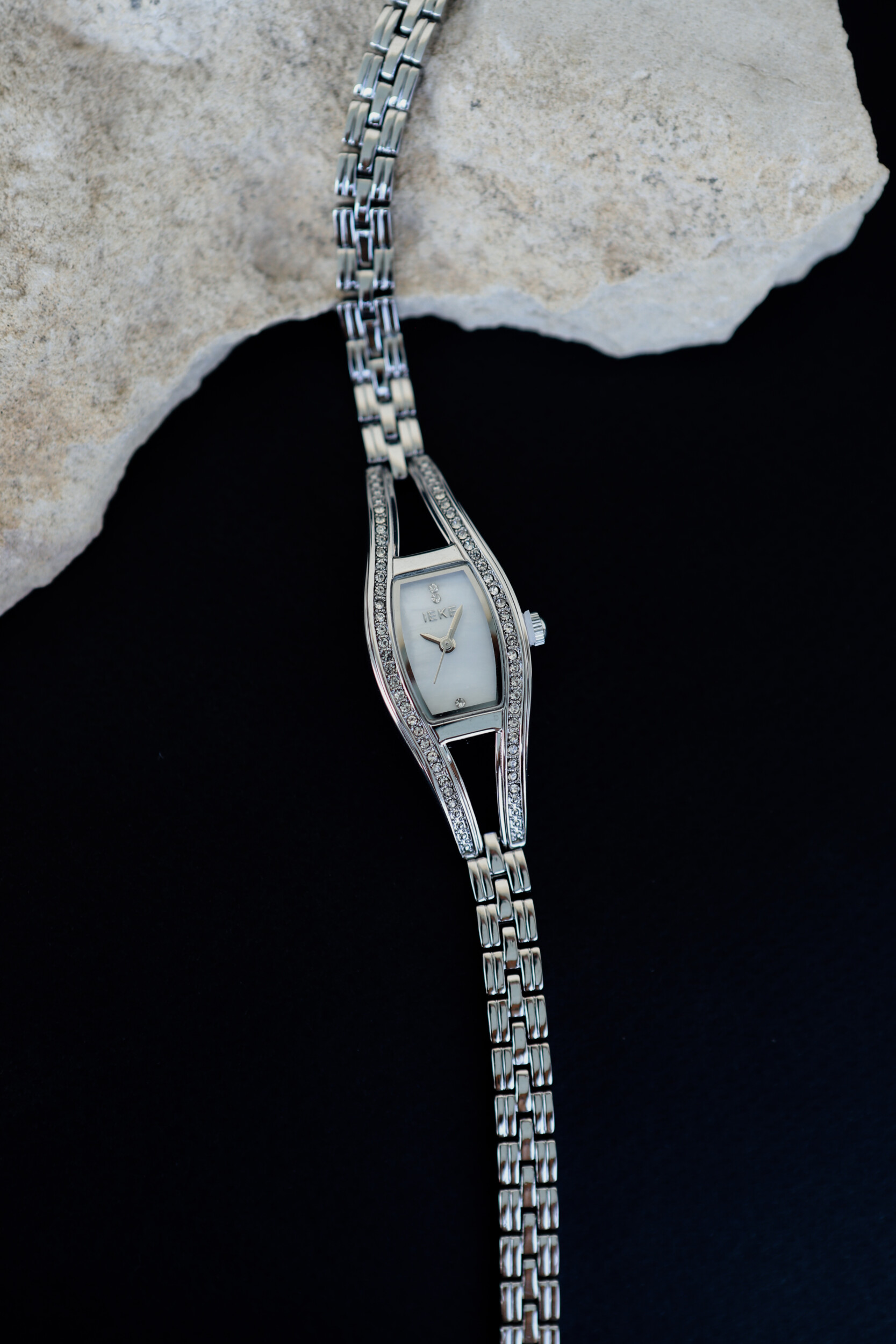 Tealia Vintage Watch